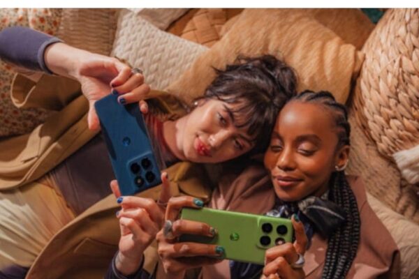 Motorola Edge 60 Pro gave the date of launch of the pakki, the phone will have 50mp selfie camera – Motorola Edge 60 Pro Launch 50MP Selfie Camera and 144Hz Refresh Rate Price and Specs – Hindi News, Tech News