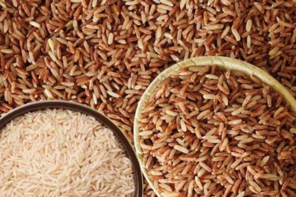 Brown Rice vs. White Rice: Who is better for health?
