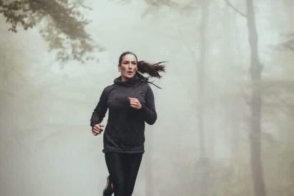 Rope jumping versus running: Which exercise is better?