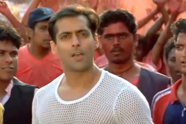 The superhit song of the flop movie, stolen lines from Bhojpuri songs ready, Salman Khan sung Amar, has done shame
