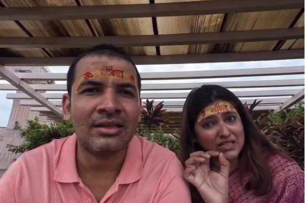 Ujjain Mahakaleshwar Temple: Viral Video Alleges Misbehavior By Guard, VIP Culture Criticized | The devotees who reached Mahakal temple- the guards indecency: bid- taken out without darshan; Management said- Mobile ban, videos were making – Ujjain News