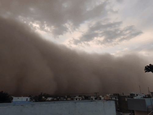 Haryana Weather Clear Rain Possibility Update | Bhiwani-Mewat High Temperature | Sandy Storm in Haryana: Effect in 60 km area; People of Delhi NCR also scared; Sand frozen on the walls inside and outside the houses – bhiwani news