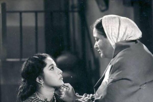 The actress hit paralysis, yet she wanted to do the film with half the body