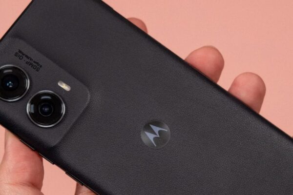 Android 15 and 50MP triple camera setup Motorola Edge 2025, check the price