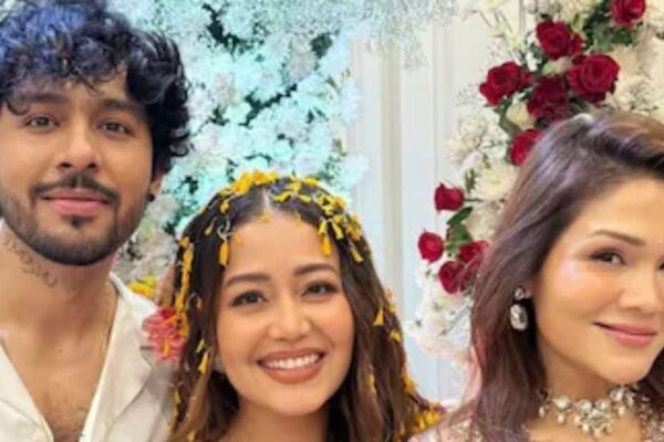 Neha Kakkar shared photos on her parents’ wedding anniversary, Sonu breaks silence