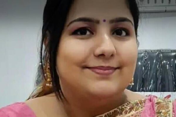 Dr. Anushka, Accused of the Death of Two Engineers during Hair Transplant in Kanpur, Surrenders in Court, Dr. Anushka, Dentist who did hair transplant, surrenders in kanpur court, kanpur hair transplant death case | Dr. Anushka, who transplanted hair transplant, surrender in court: Two engineers were killed during treatment; There was absconding since FIR – Kanpur News