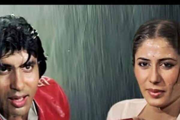 Smita Patil cried a lot after romance hit the limits of Amitabh Bachchan in the song