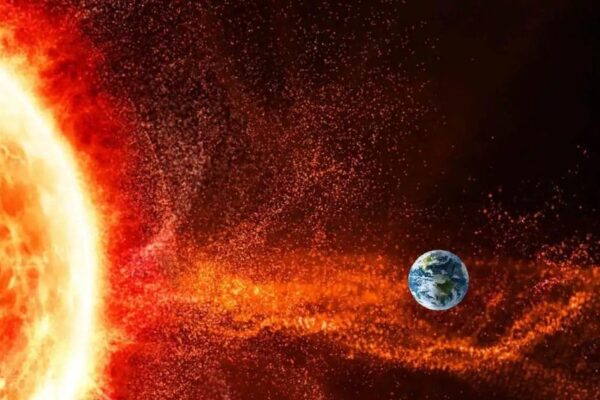 Alert: NASA gave Warning, Solar Storm moving towards Earth, mobile network can fly – News18 hindi