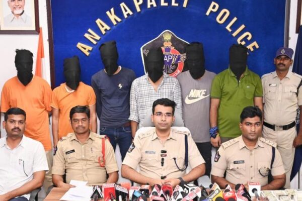 ₹ 600 Crore Scam Exped in Andhra Pradesh | Disclosure of scam of ₹ 600 crore in Andhra Pradesh: Used to cheat American citizens through fake call centers, call himself Amazon Support Ban.