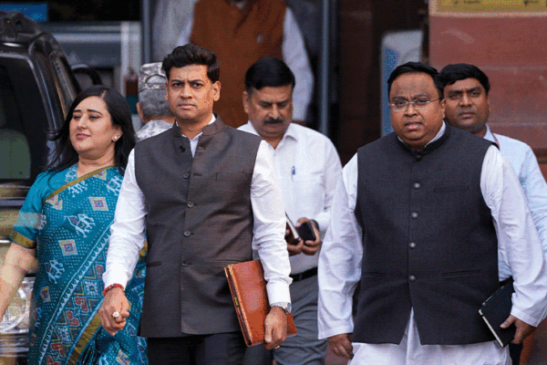 PM Modi to Meet All Party Delegation Today Operation Sindoor | Delegation returned from Operation Sindoor and abroad will meet PM Modi today: Will inform about the conversation held around the world; 59 MPs were sent to 33 countries