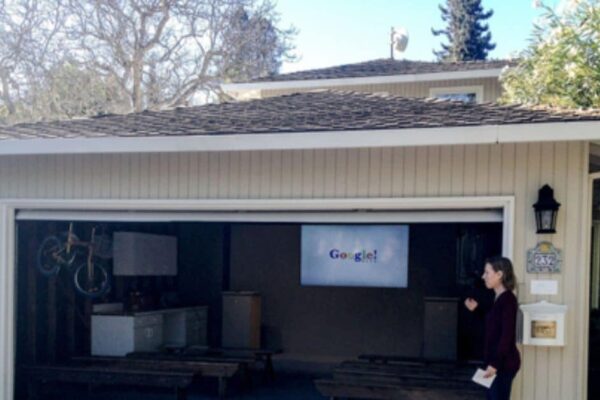 Google First Office: Not a Billding, the company started from this garage; See photos