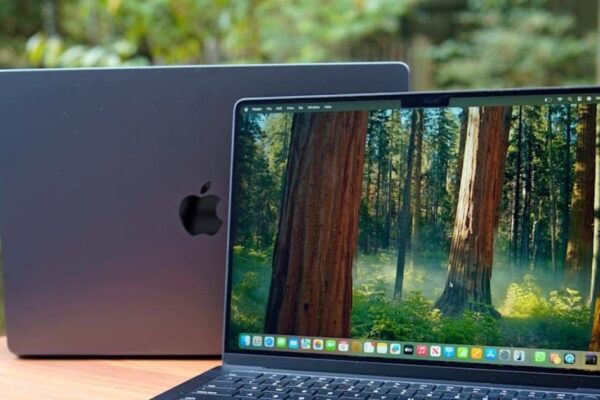 MacBook Pro from Flipkart ordered Rs 2.6 lakh, device used from sealed dubbey