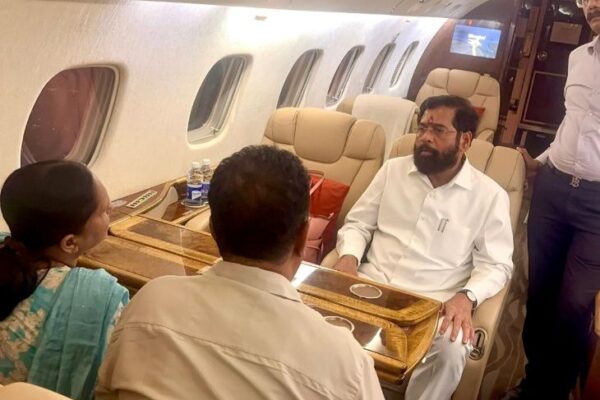 Eknath shinde pilot controversy | Jalgaon Airport | Pilot refused to fly Shinde’s plane: said- cannot fly after duty, ready for the airline to explain