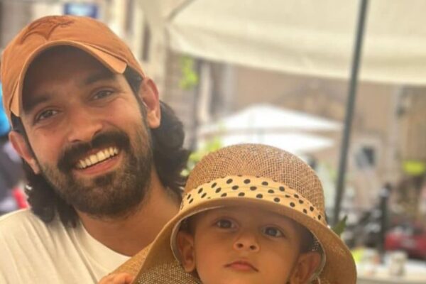 Vikrant Massey fun with son Vardhan in the streets of Italy, photos came up for the first time