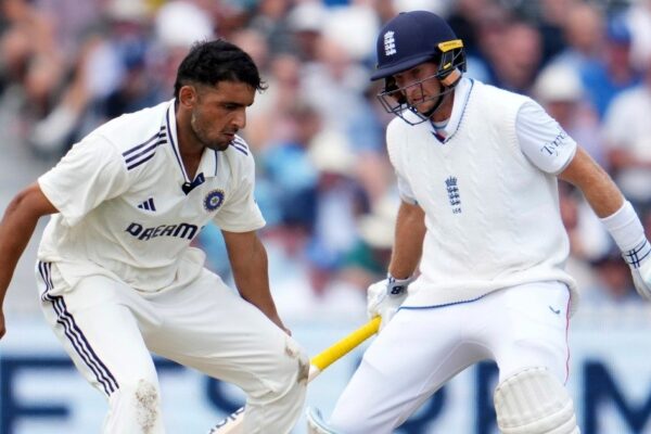 Kapil Dev Extends Support to Anshul Kamboj: Kapil Dev rained on those criticizing Anshul Kamboj’s debut