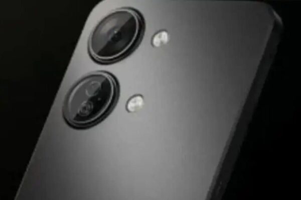 This phone HTC Wildfire E4 Plus Alredy Successful In Other Countries Price under 10000 Rupees- This cheap phone is becoming very popular in other countries
