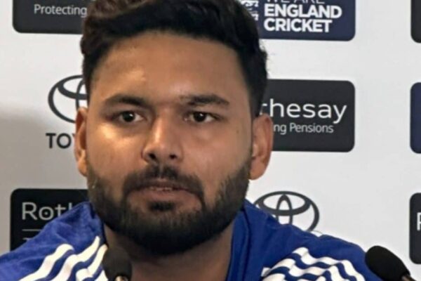 Who is Jyoti? The first semester fees were paid by Rishabh Pant, admission was given in college